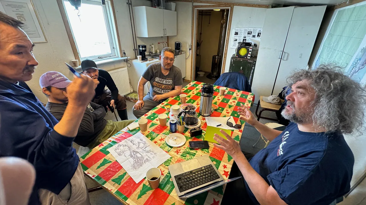 Meeting with Qaanaami Piniartut Aalisartullu Peqatigiit in Qaanaaq
